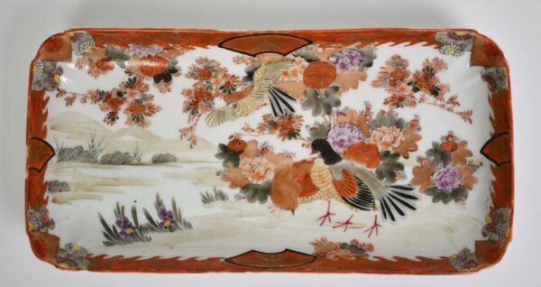 Kutani porcelain tray, late 19th - early 20th century. Meiji period